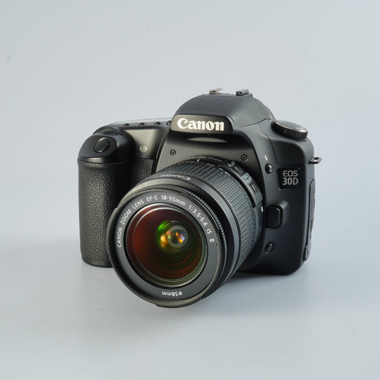 Canon EOS 30D + EF-S 18-55mm F/3.5-5.6 IS Ⅱ + CF 2GB デジタル一眼レフカメラ