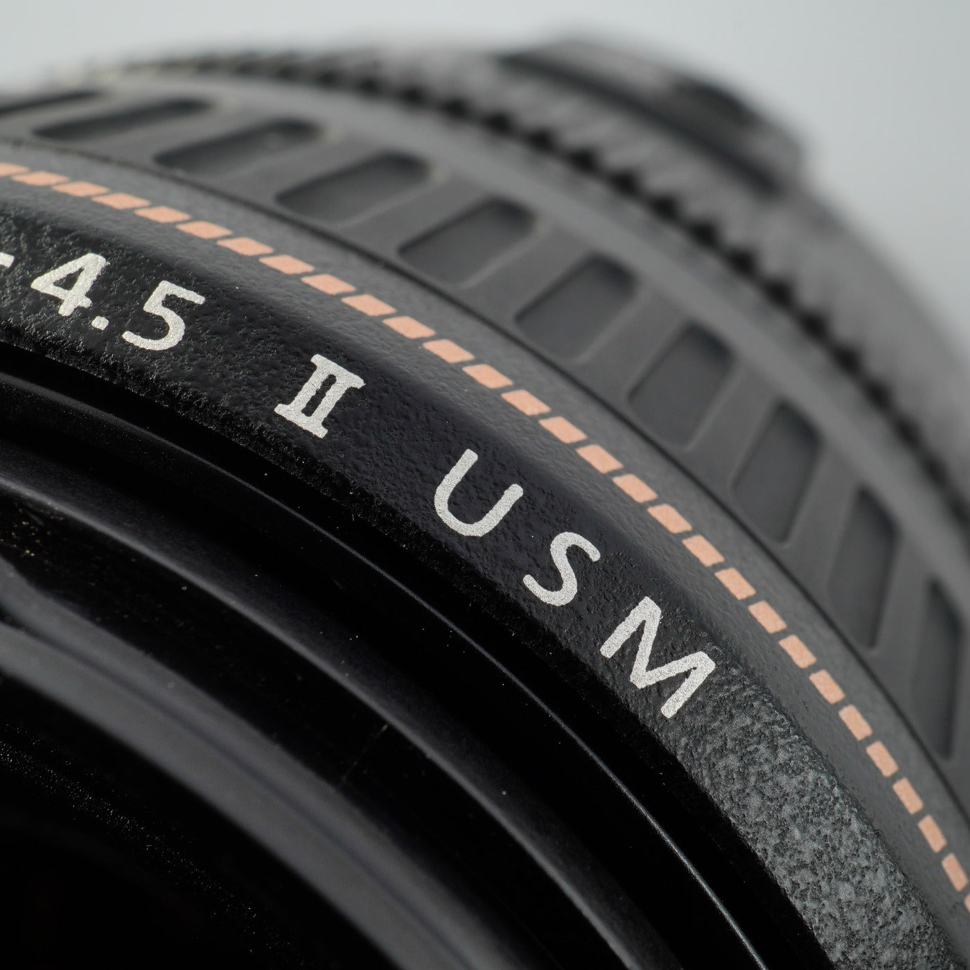 Canon EF 28–105 mm F/3.5–4.5 USM ズームレンズ
