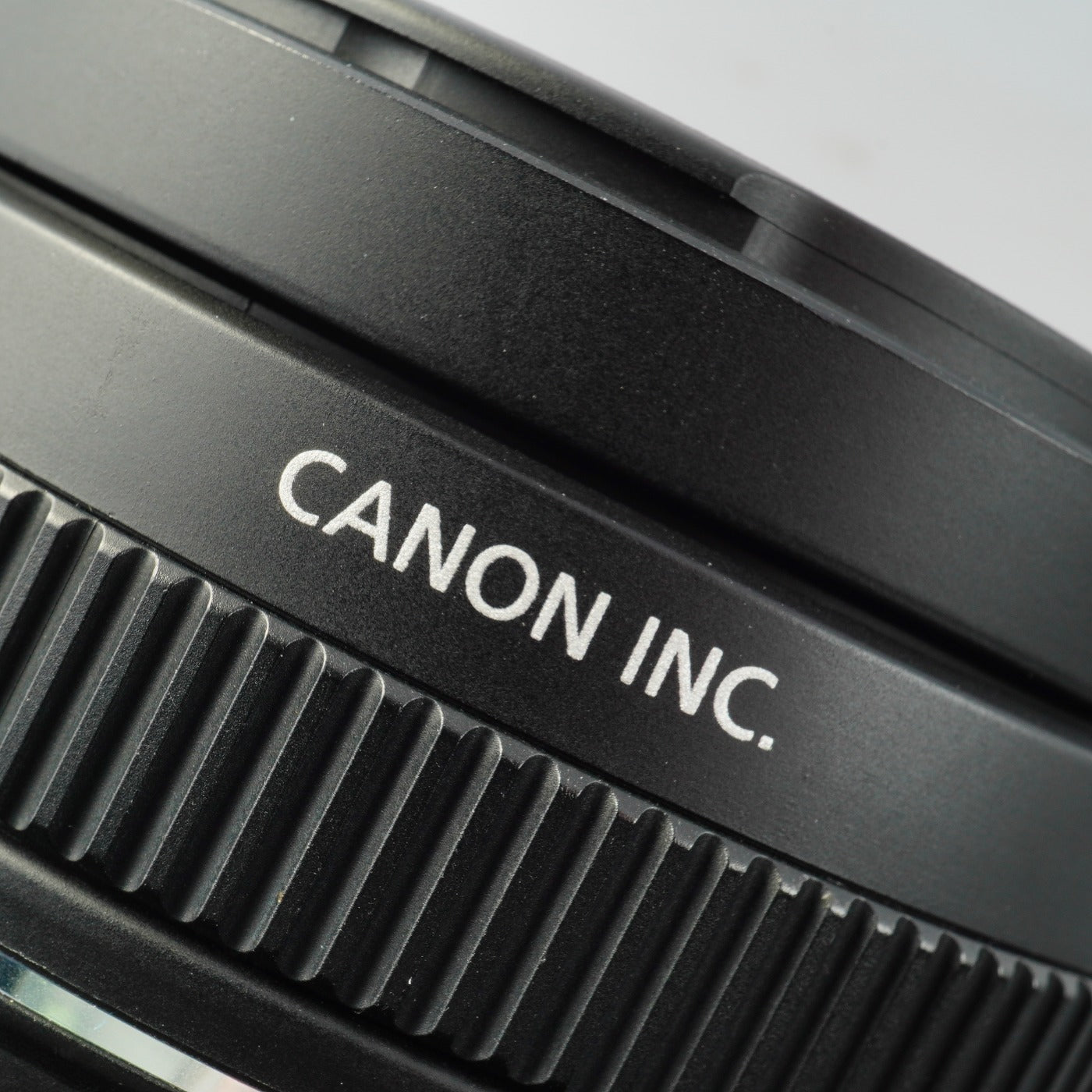 Canon EF 90-300mm F/4.5-5.6 Zoom Lens