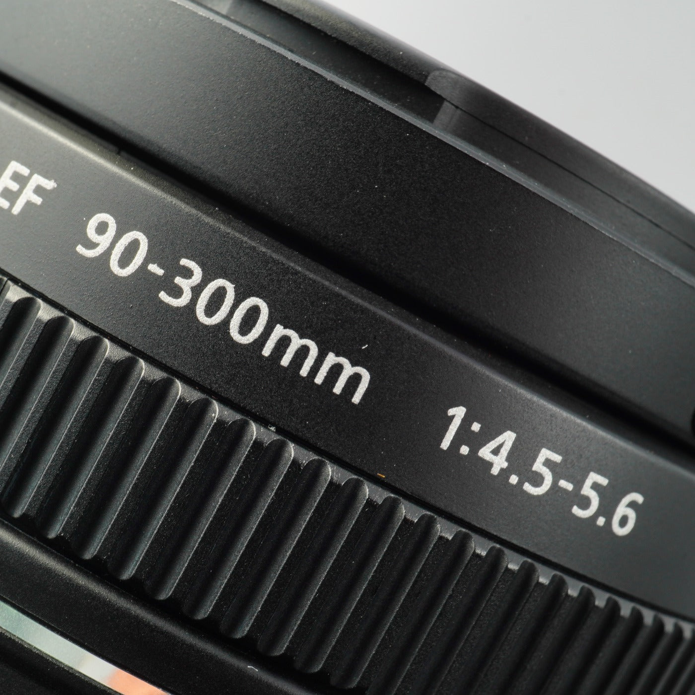 Canon EF 90-300mm F/4.5-5.6 Zoom Lens