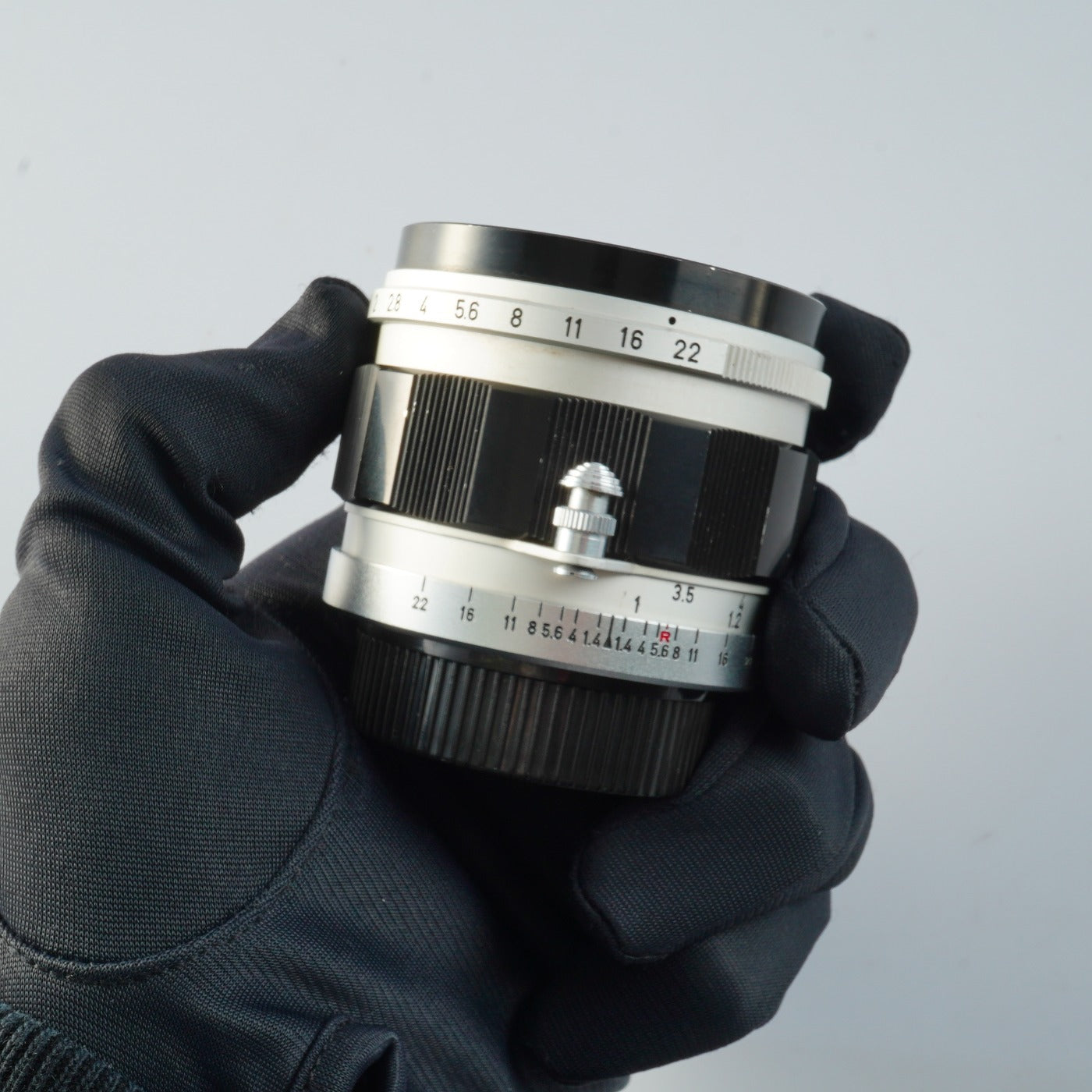 Canon 50mm F/1.4 prime lens