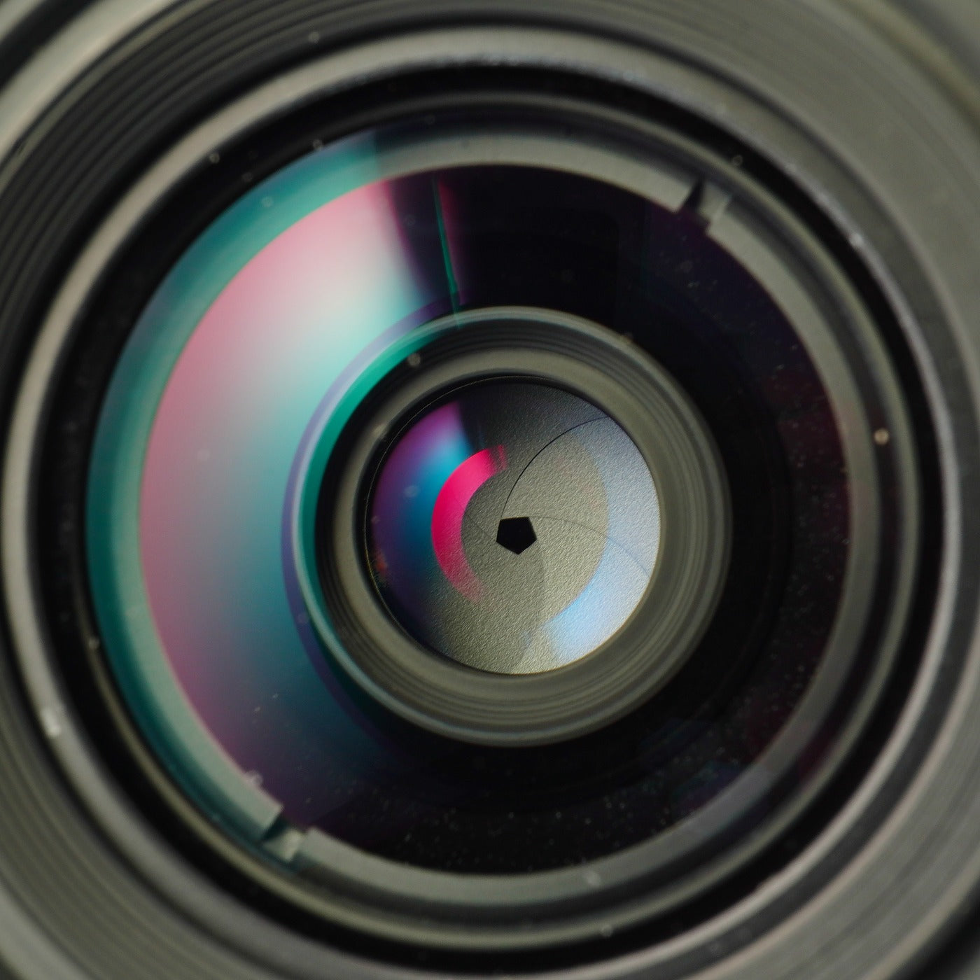 SMC PENTAX M 28mm F/2.8 (für Pentax K) Festbrennweitenobjektiv