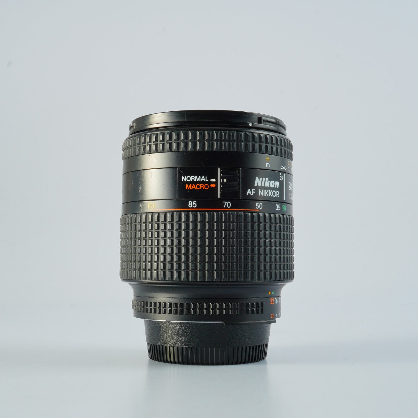 Nikon AF NIKKOR 28-105mm F/3.5-4.5 D Zoom Lens