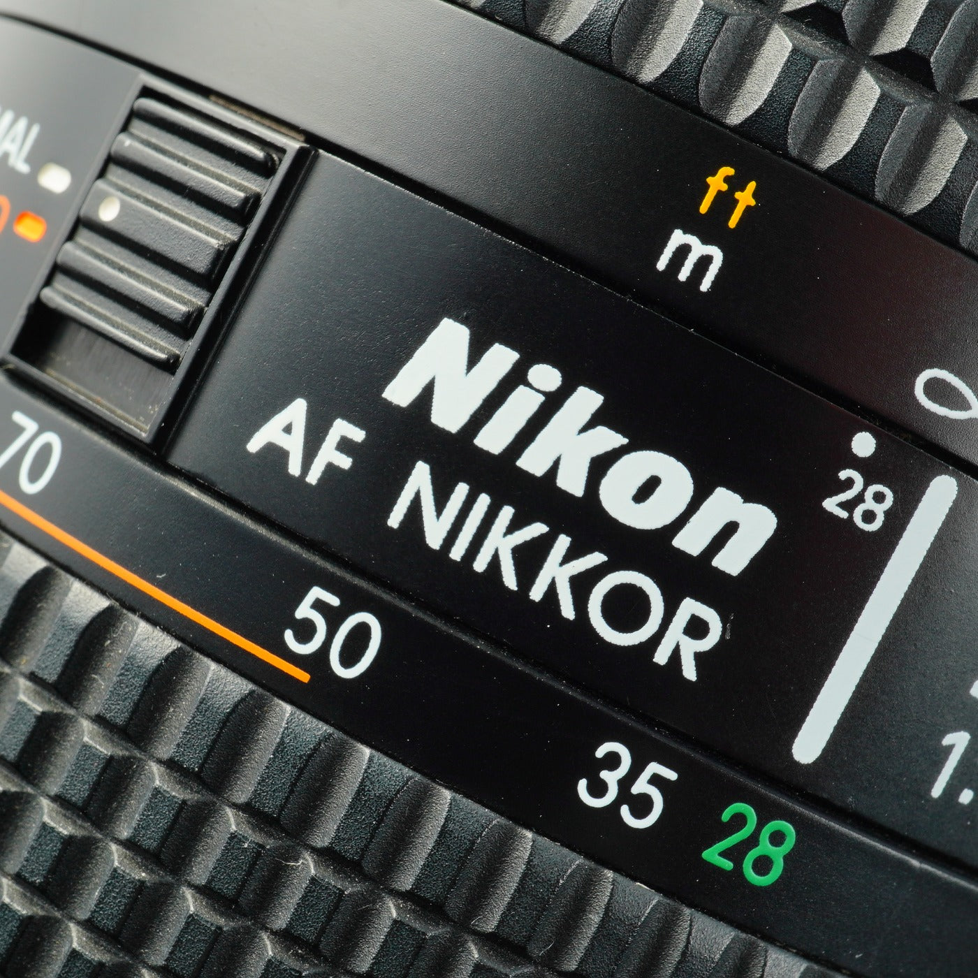 Nikon AF NIKKOR 28-105mm F/3.5-4.5 D Zoom Lens