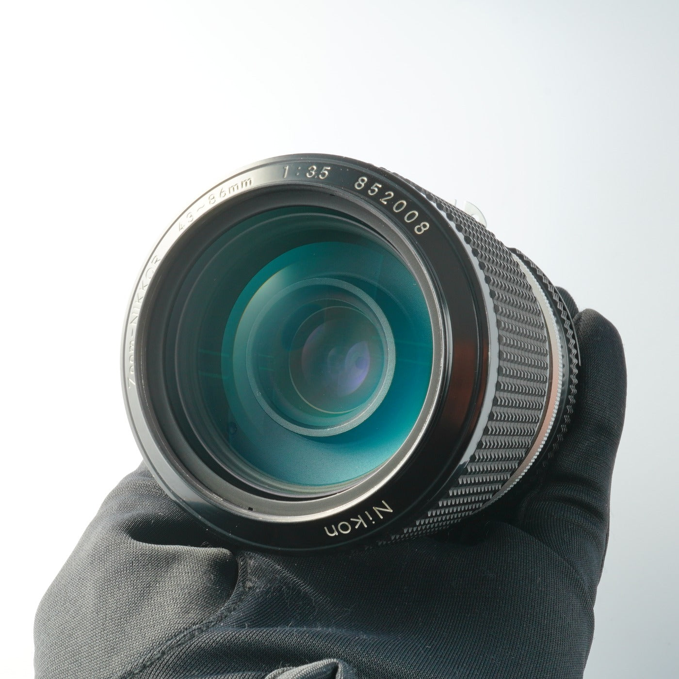 Nikon Ai Zoom-NIKKOR 43-86mm F/3.5 Zoom Lens