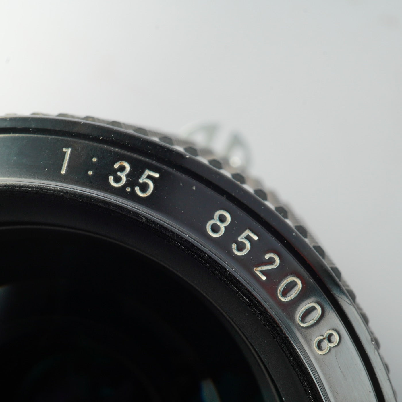 Nikon Ai Zoom-NIKKOR 43-86mm F/3.5 Zoom Lens