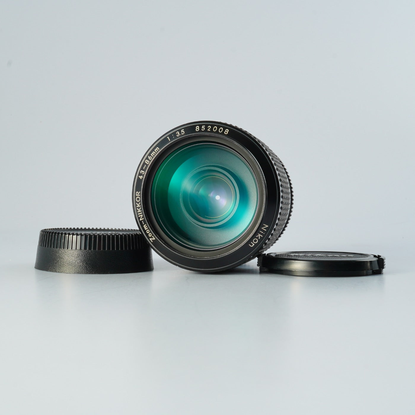 Nikon Ai Zoom-NIKKOR 43-86mm F/3.5 Zoom Lens