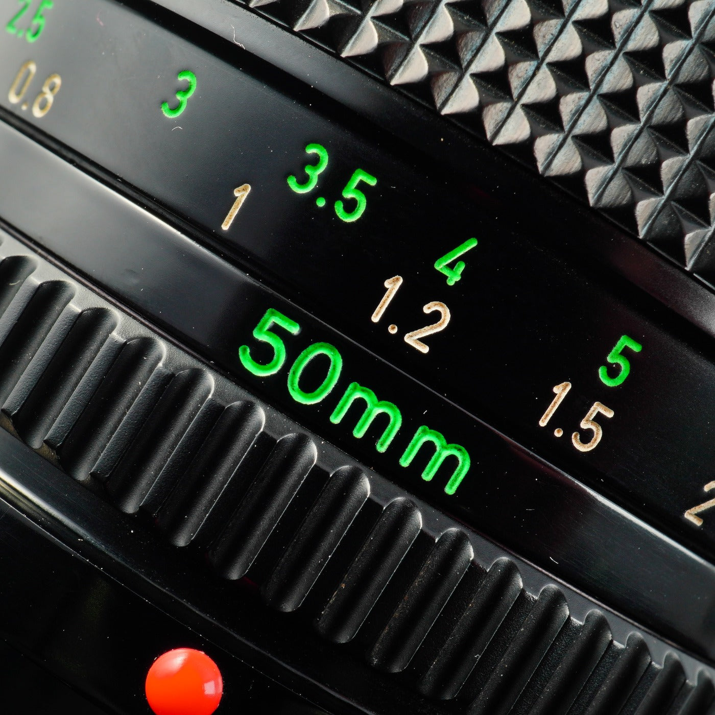 Canon New FD NFD 50mm F/1.2 Festbrennweitenobjektiv