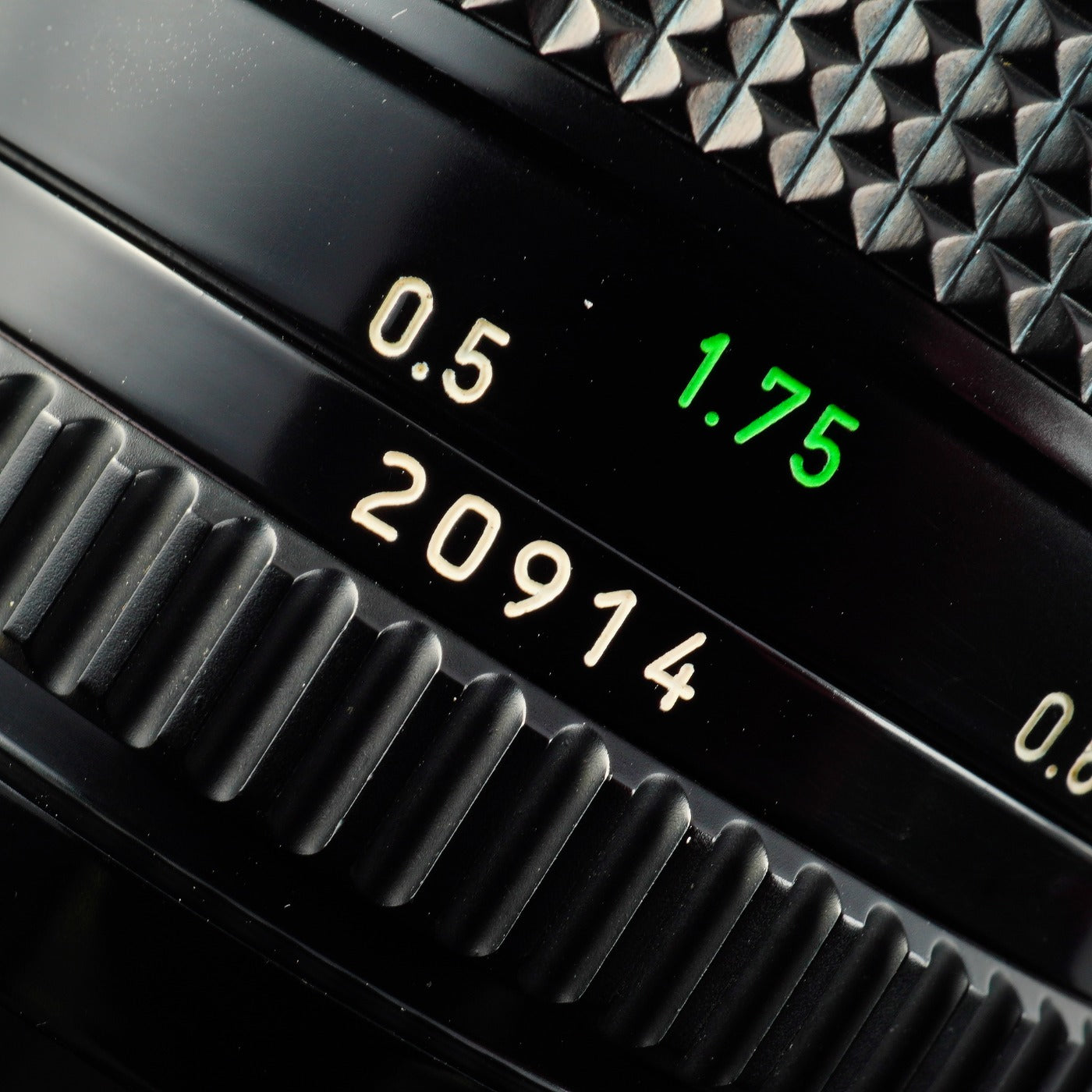 Canon New FD NFD 50mm F/1.2 Festbrennweitenobjektiv