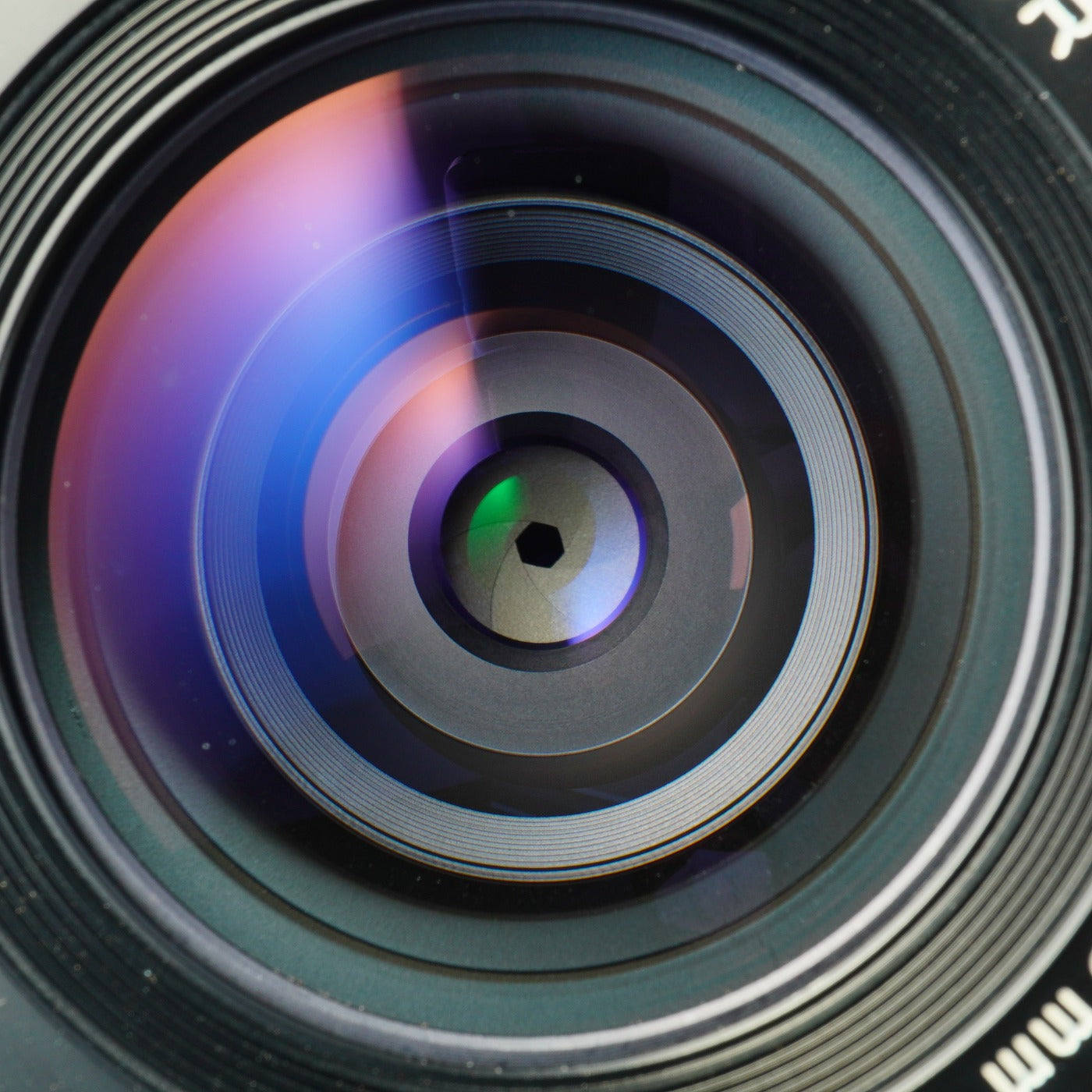 MINOLTA MD W.ROKKOR 28mm F/3.5 prime lens