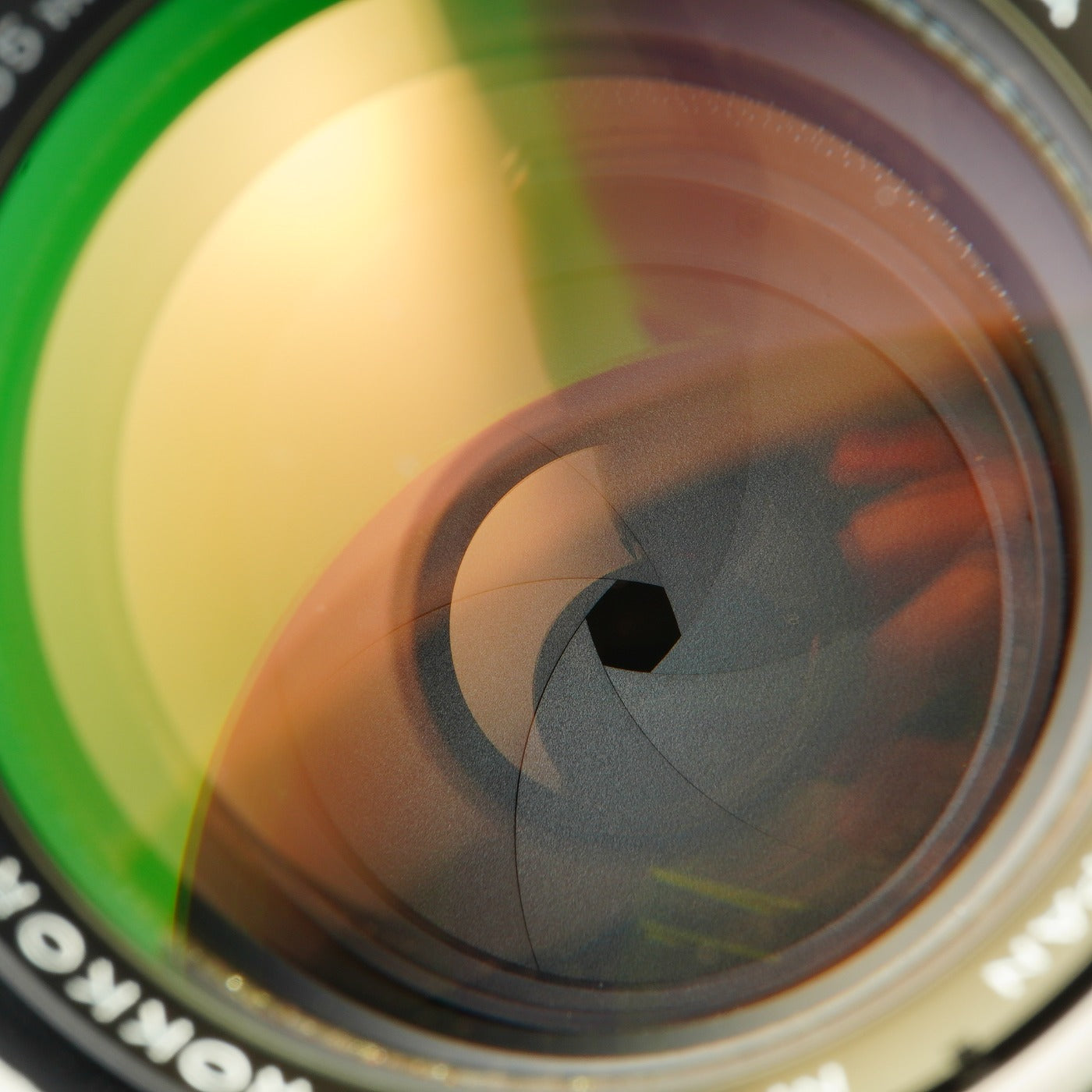 MINOLTA MC TELE ROKKOR PF 135mm F/2.8 prime lens