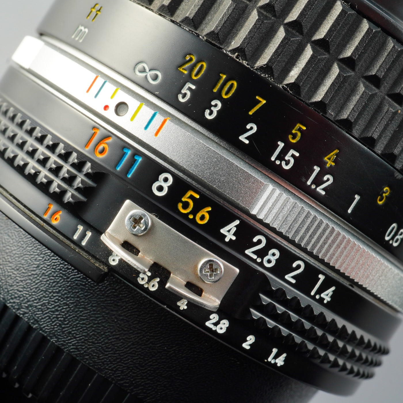 Nikon Ai-S NIKKOR 50mm F/1.4 単焦点レンズ