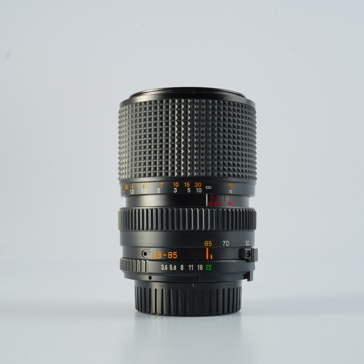 MINOLTA MD Zoom 28-85mm F/3.5-4.6 Zoom Lens