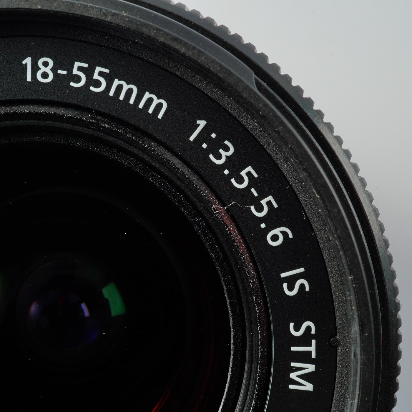 Canon EF-S 18-55mm f/3.5-5.6 IS STM ズームレンズ