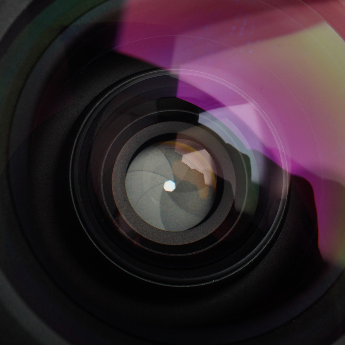 MINOLTA AF 24mm F/2.8 prime lens