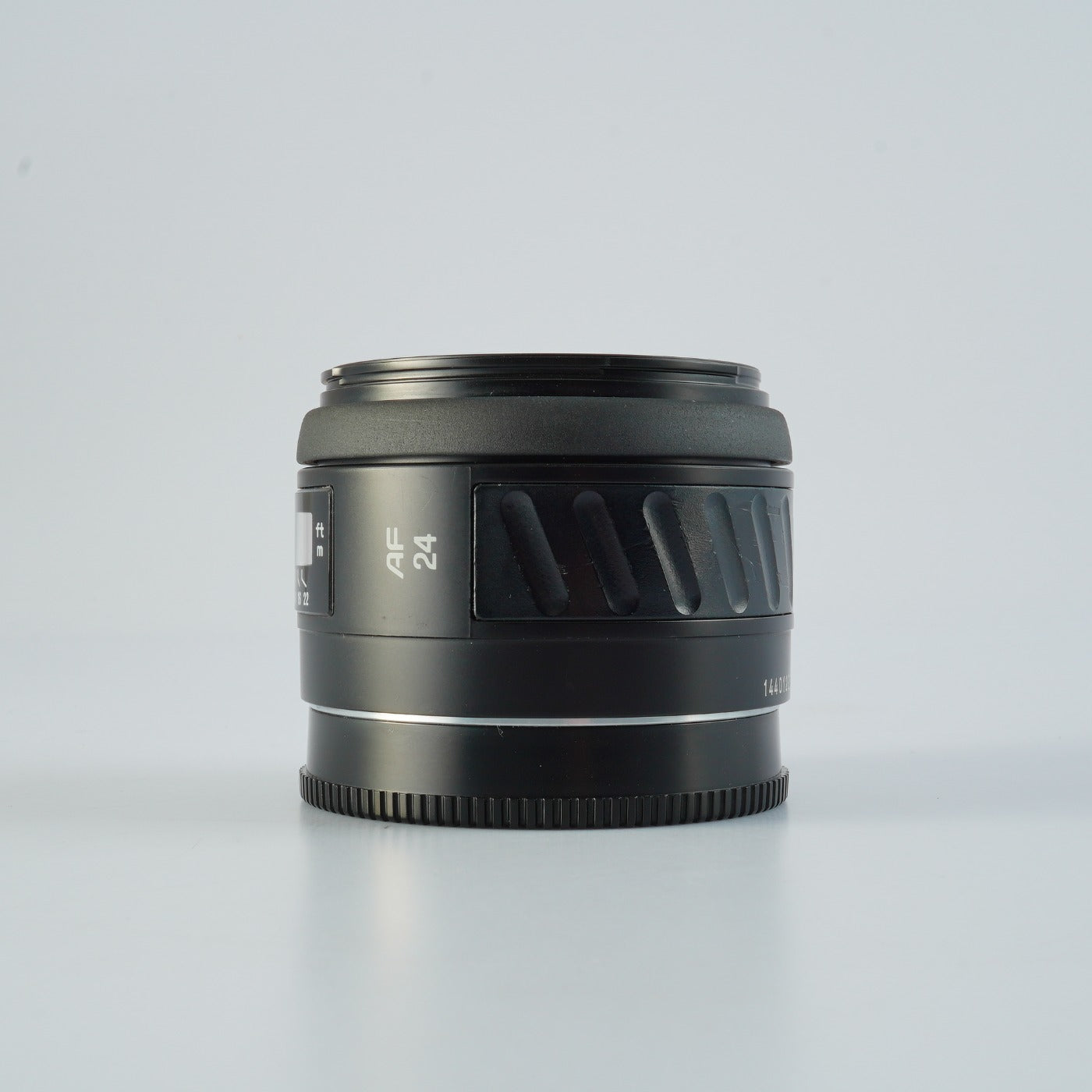 MINOLTA AF 24mm F/2.8 単焦点レンズ – 山田写真機店