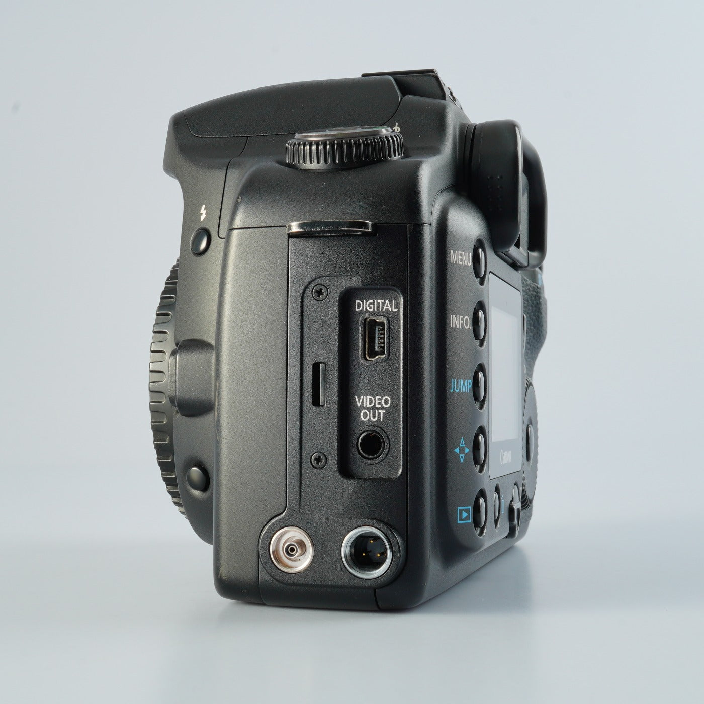 Canon EOS 10D + EF 28-80mm F/3.5-5.6 II + CF 2GB Digitale Spiegelreflexkamera