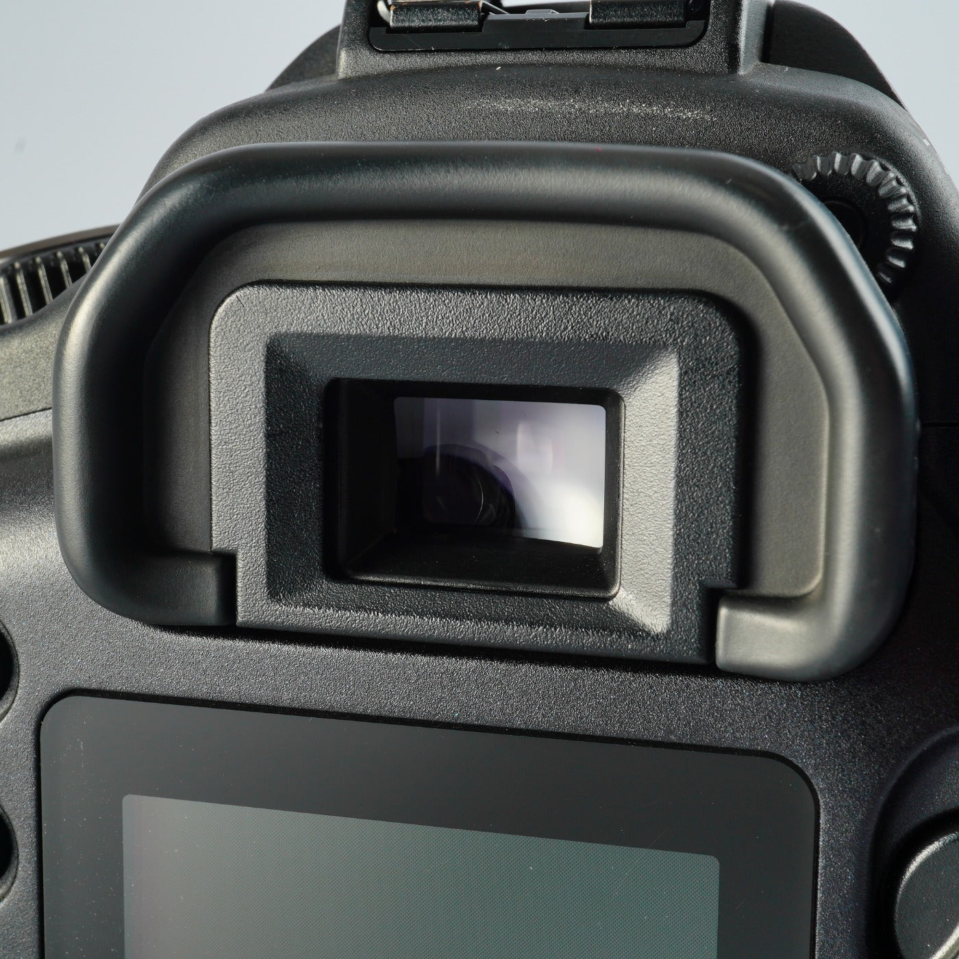 Canon EOS 10D + EF 28-80mm F/3.5-5.6 II + CF 2GB Digitale Spiegelreflexkamera