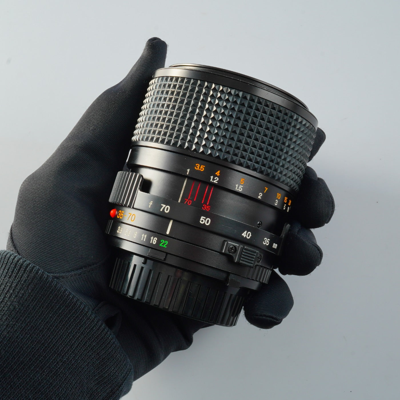 MINOLTA MD ZOOM 35-70mm F/3.5 Zoom Lens