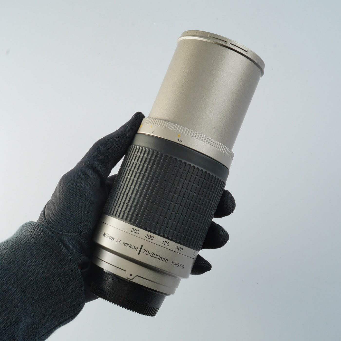 Nikon AF NIKKOR 70-300mm F/4-5.6 G Silver Zoom Lens