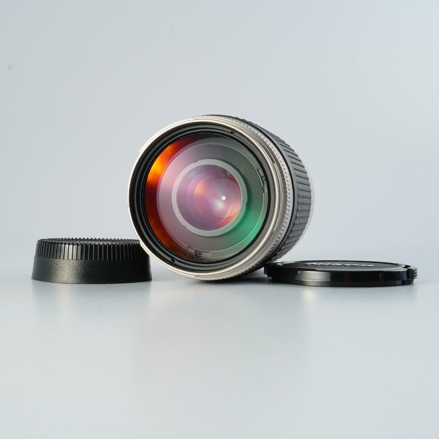 Nikon AF NIKKOR 70-300mm F/4-5.6 G Silver Zoom Lens