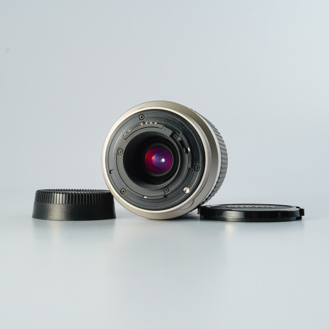 Nikon AF NIKKOR 70-300mm F/4-5.6 G Silver Zoom Lens