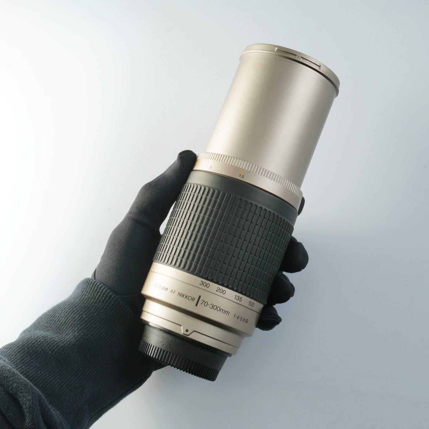 Nikon AF NIKKOR 70-300mm F/4-5.6 G Silver Zoom Lens