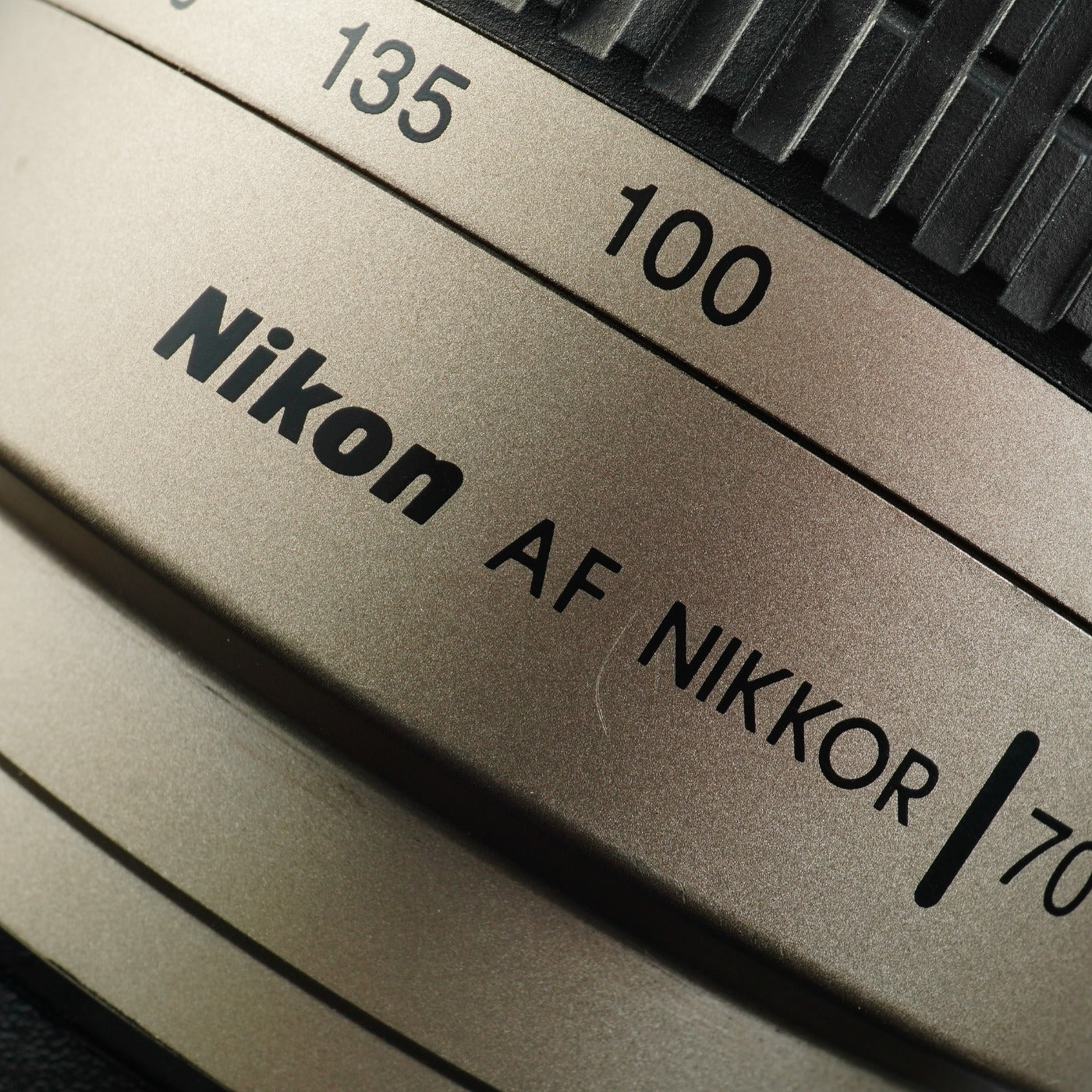 Nikon AF NIKKOR 70-300mm F/4-5.6 G Silver Zoom Lens
