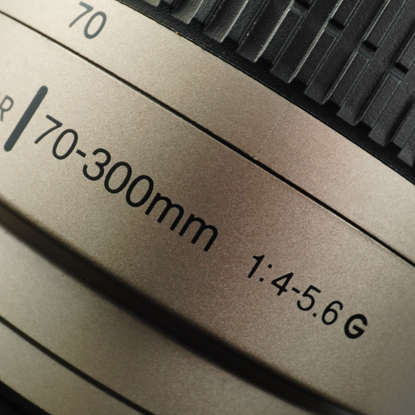Nikon AF NIKKOR 70-300mm F/4-5.6 G Silver Zoom Lens