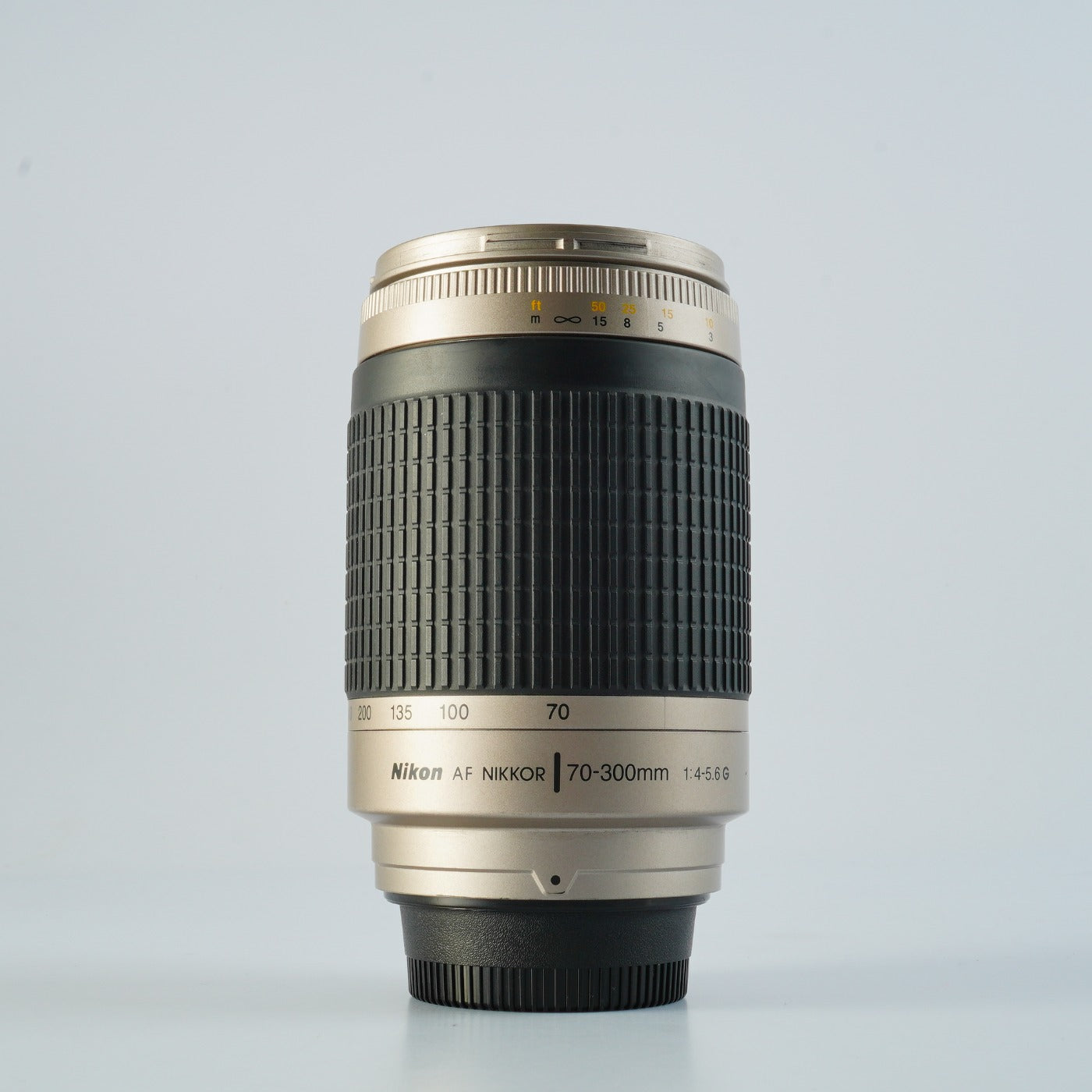 Nikon AF NIKKOR 70-300mm F/4-5.6 G Silver Zoom Lens