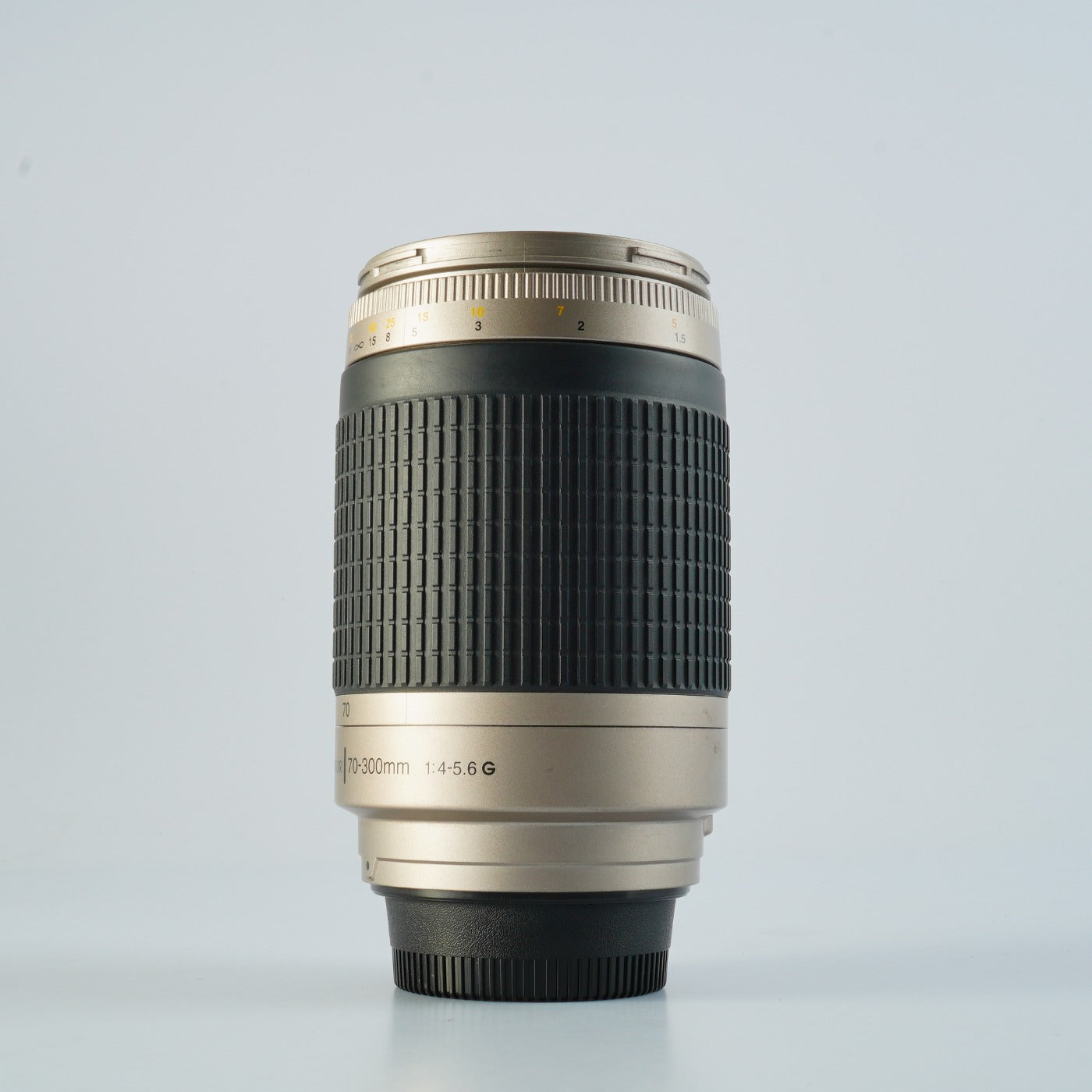 Nikon AF NIKKOR 70-300mm F/4-5.6 G Silver Zoom Lens