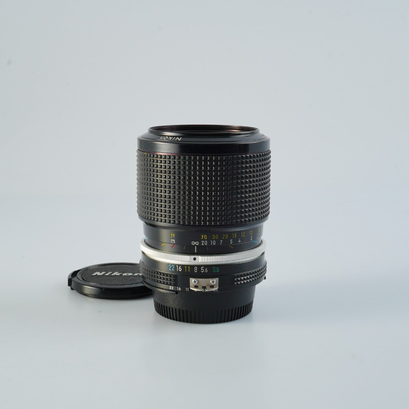 Nikon Ai Zoom-NIKKOR 43-86mm F/3.5 Zoom Lens