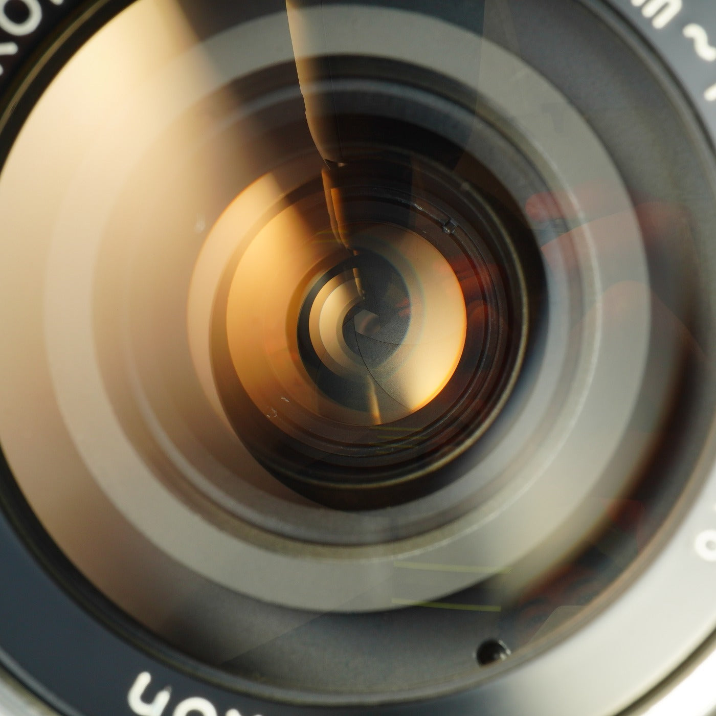 Nikon Ai Zoom-NIKKOR Auto 43-86mm F/3.5 Zoom Lens