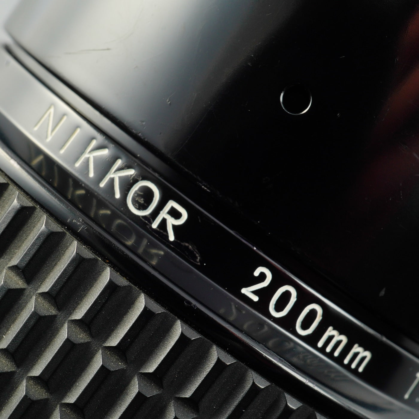 Nikon Ai NIKKOR 200mm F/4 prime lens