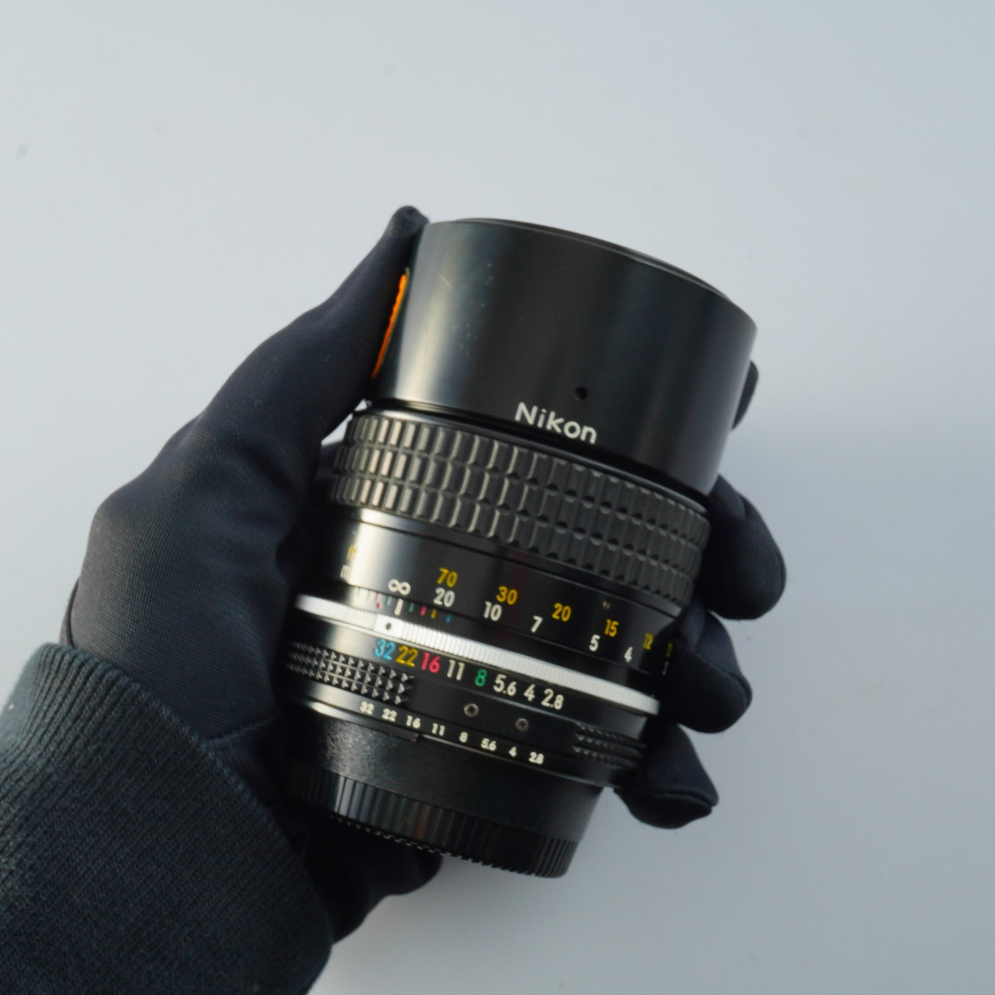 Nikon Ai NIKKOR 135mm F/2.8 prime lens