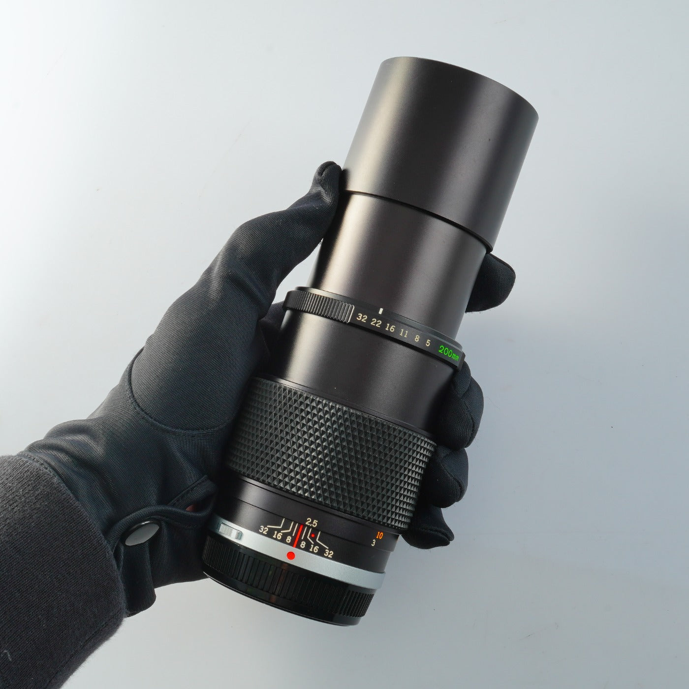OLYMPUS OM-SYSTEM F.ZUIKO AUTO-T 200mm F/5 Einzelfokus-Objektiv