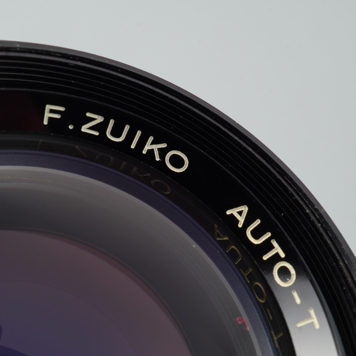 OLYMPUS OM-SYSTEM F.ZUIKO AUTO-T 200mm F/5 Einzelfokus-Objektiv