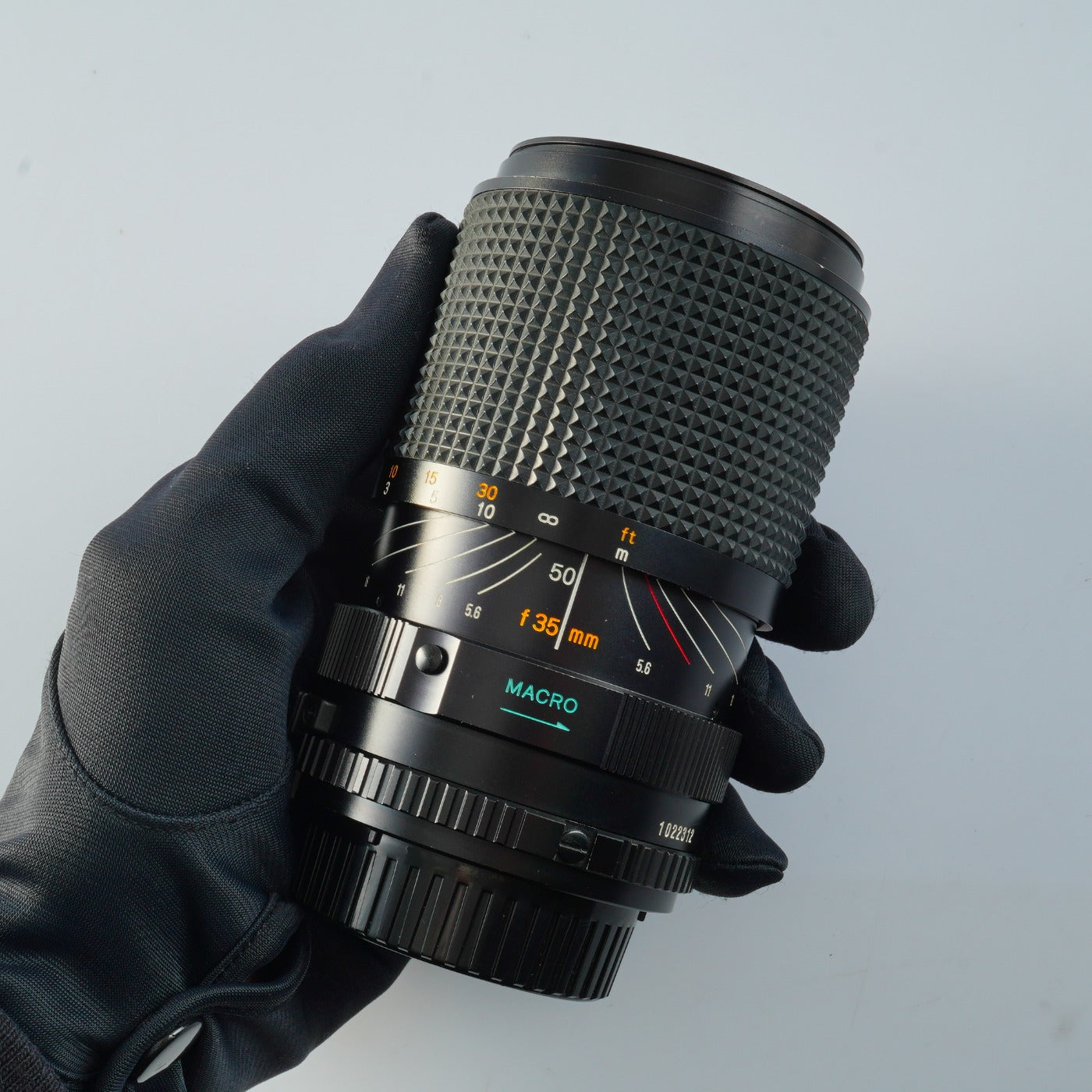 MINOLTA MD ZOOM 35-105mm F/3.5-4.5 Zoom Lens