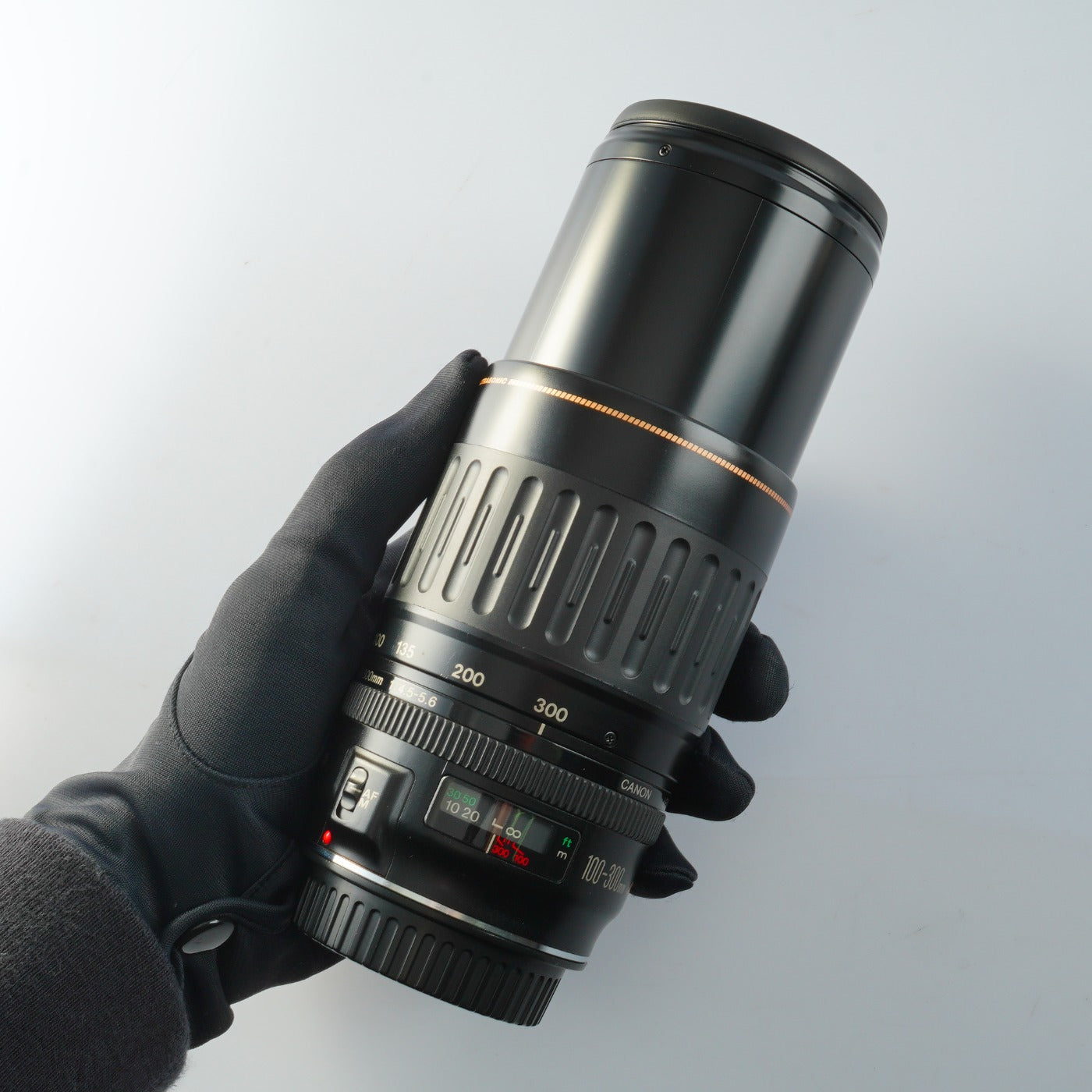Canon EF 100-300mm F/4.5-5.6 USM Zoomobjektiv
