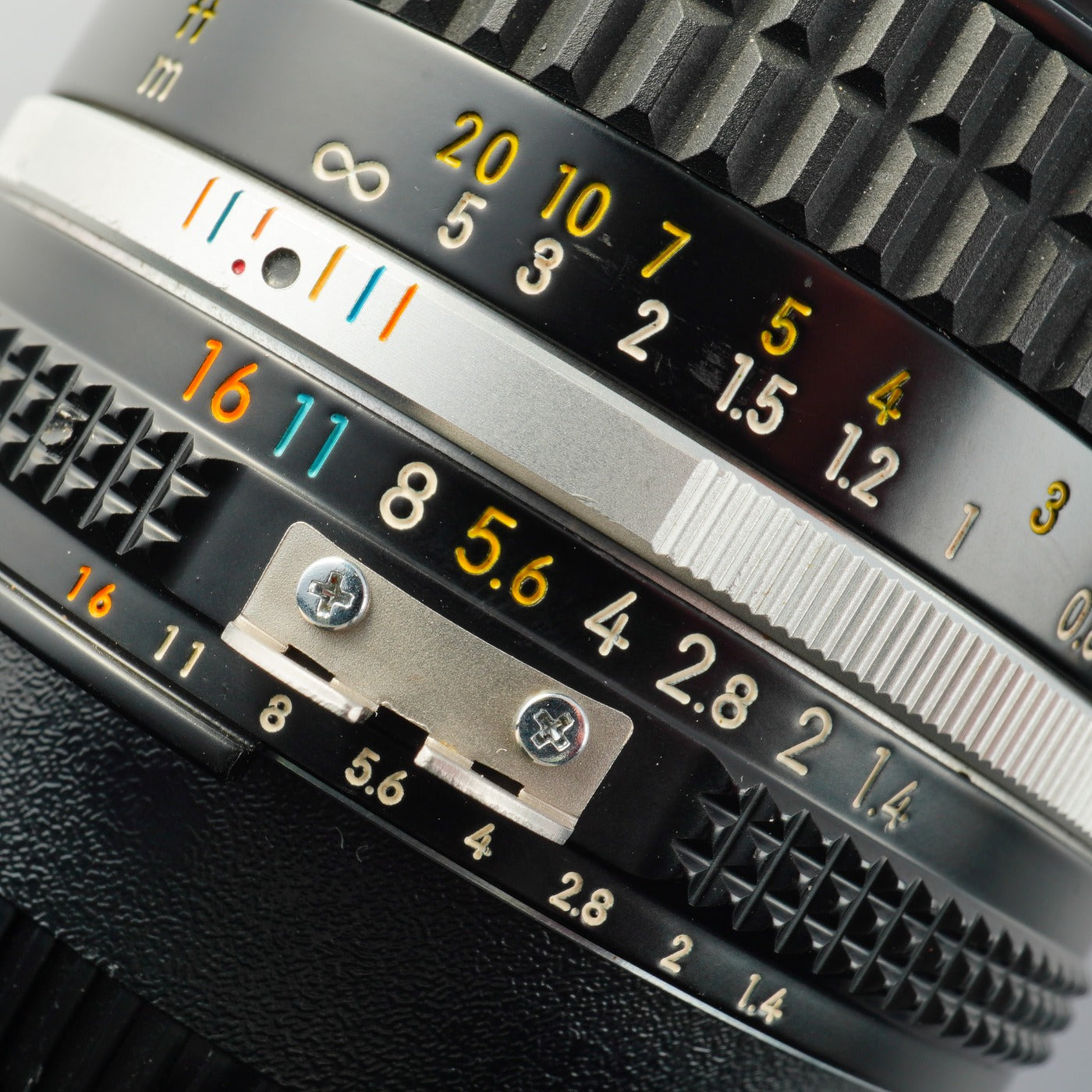Nikon Ai-S NIKKOR 50mm F/1.4 単焦点レンズ