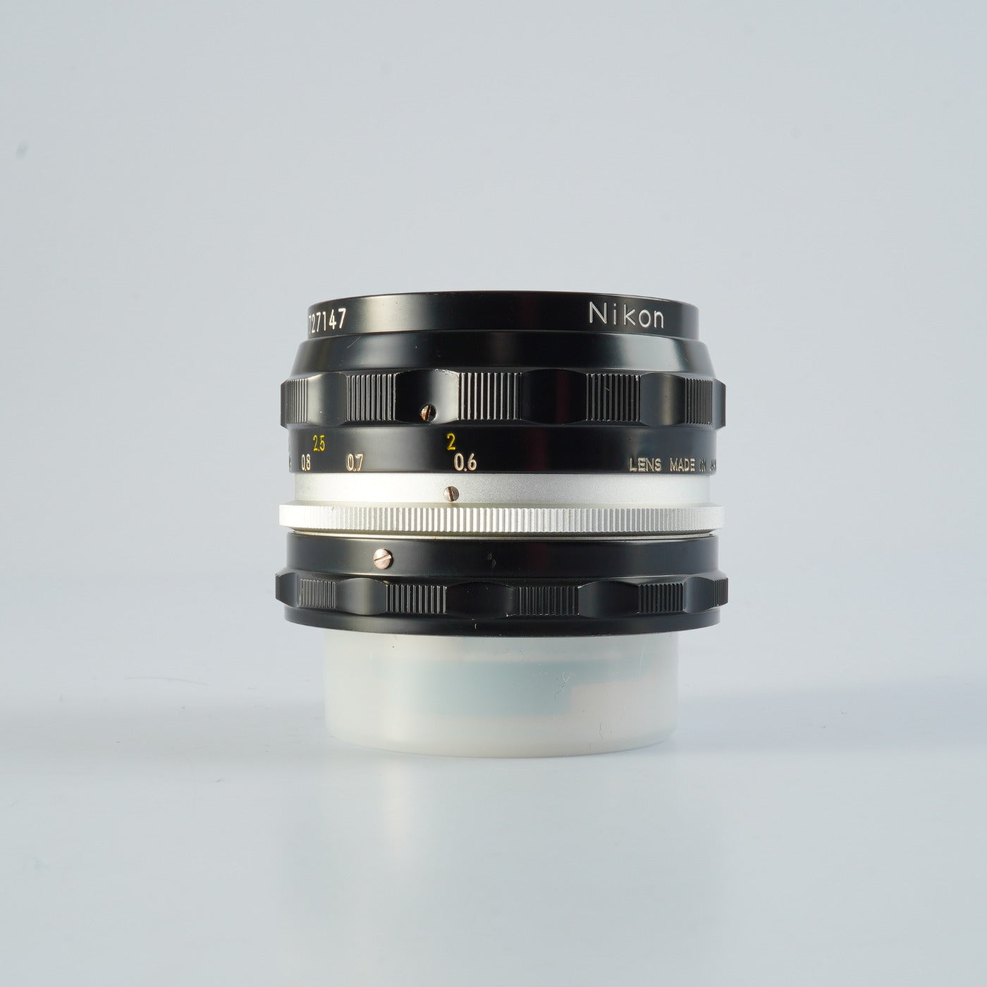 Nikon non-Ai NIKKOR-H Auto 28mm F/3.5 prime lens