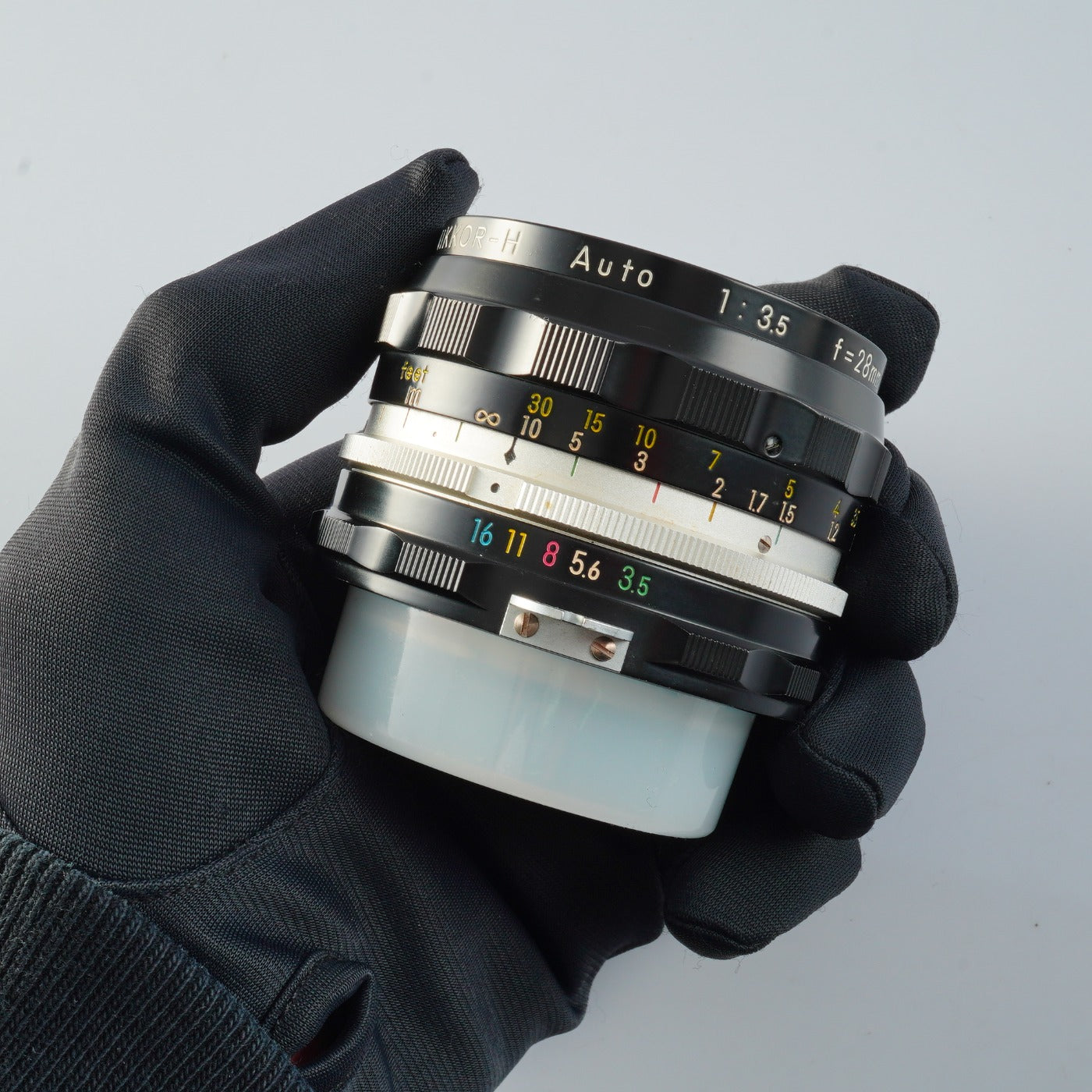 Nikon non-Ai NIKKOR-H Auto 28mm F/3.5 prime lens