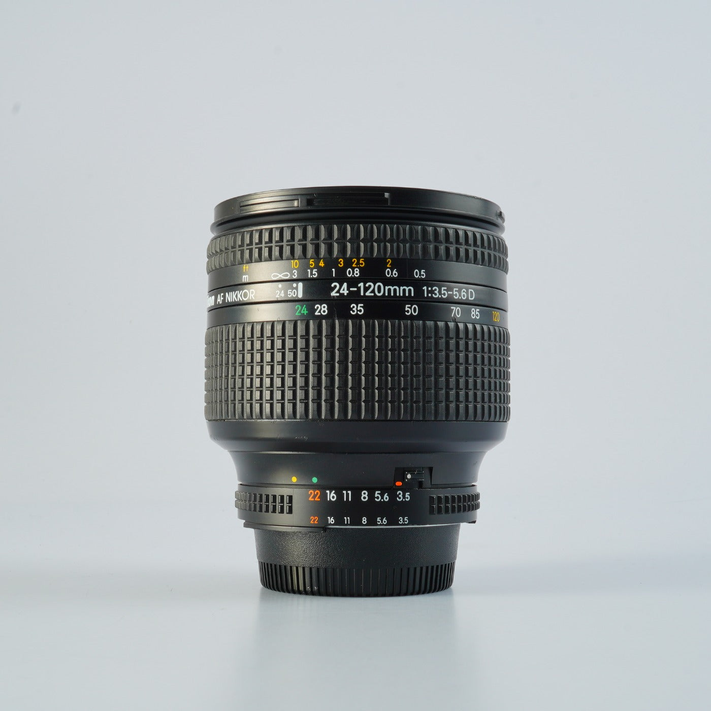 Nikon AF NIKKOR 24-120mm F/3.5-5.6 D Zoom Lens