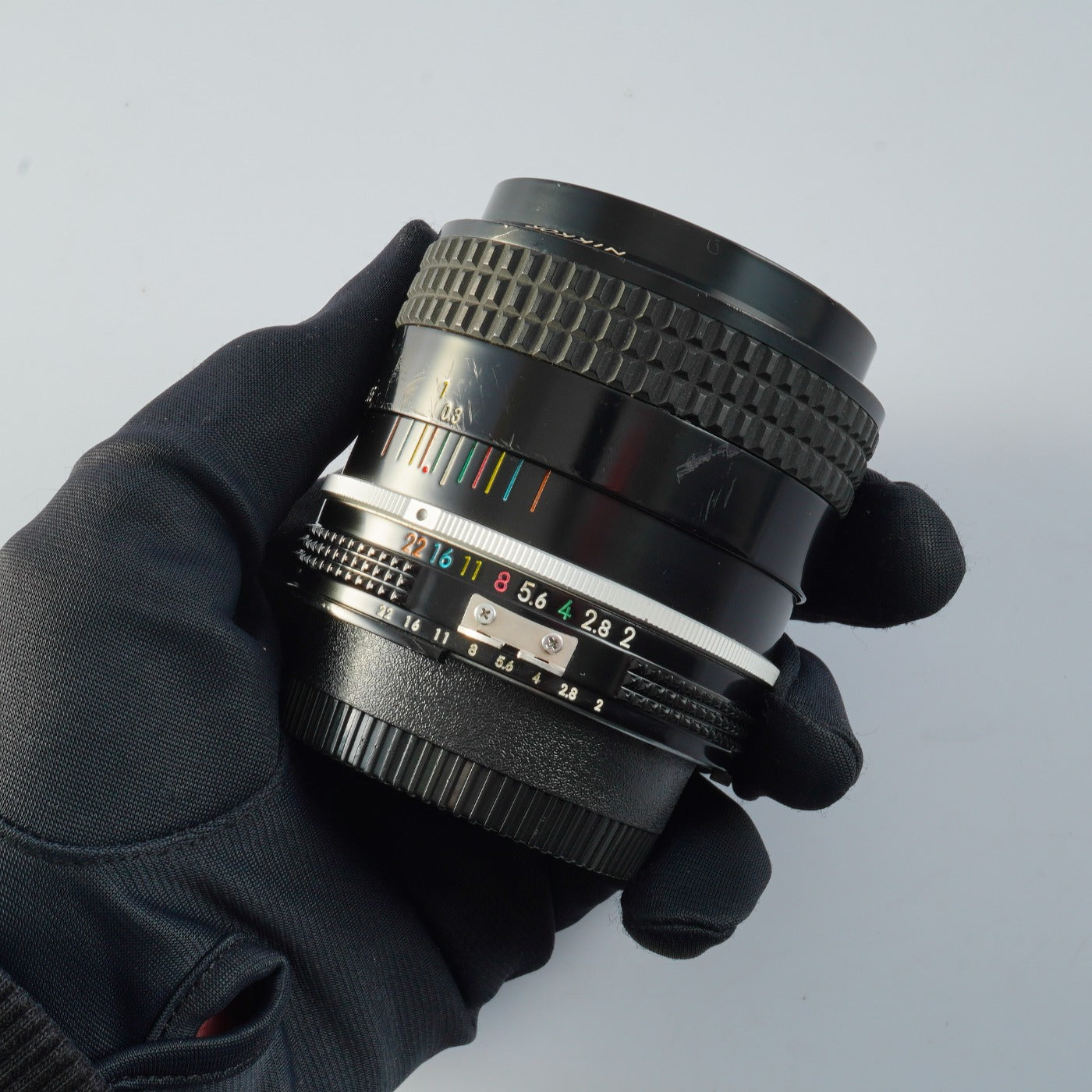 Nikon Ai NIKKOR 35mm F/2 prime lens