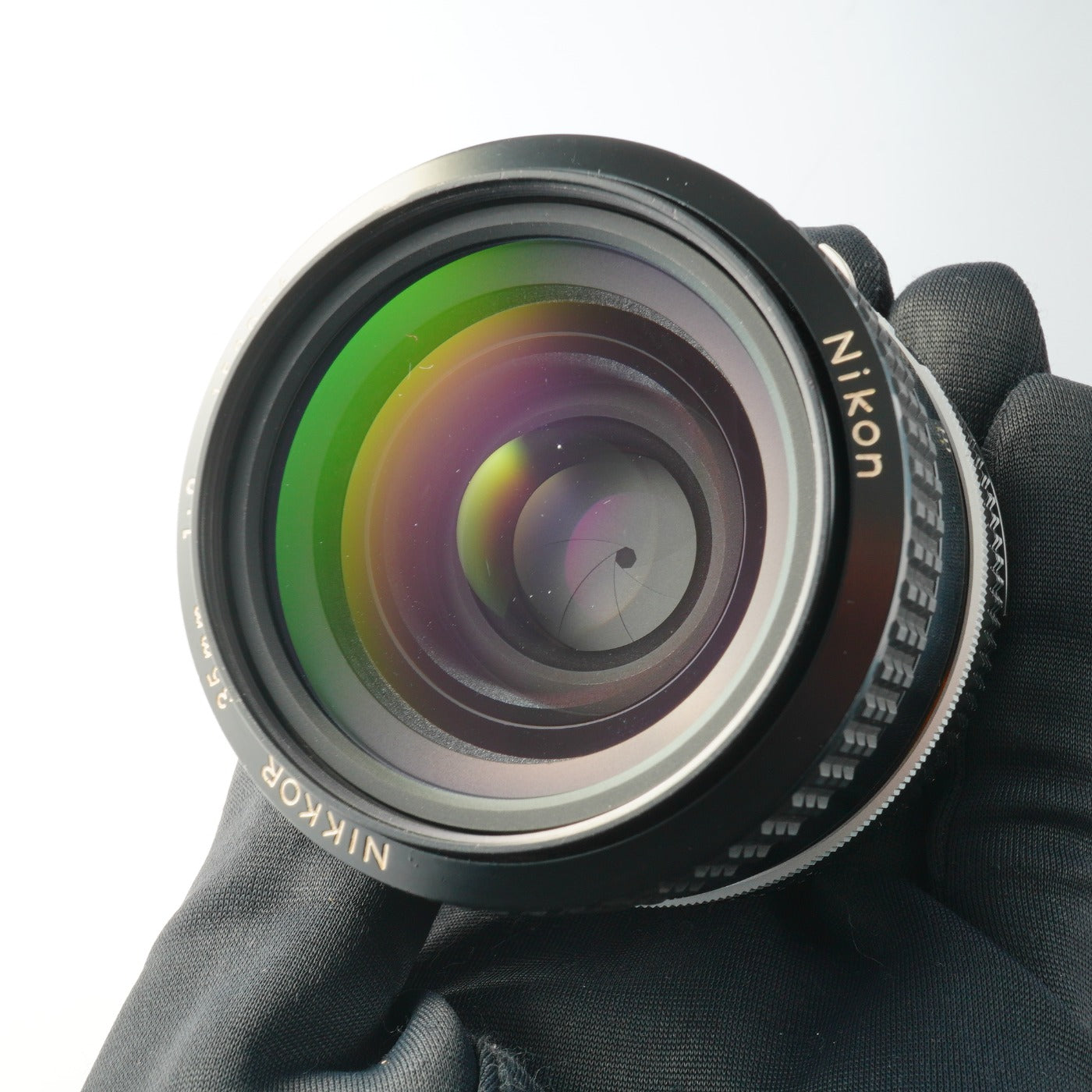 Nikon Ai NIKKOR 35mm F/2 prime lens