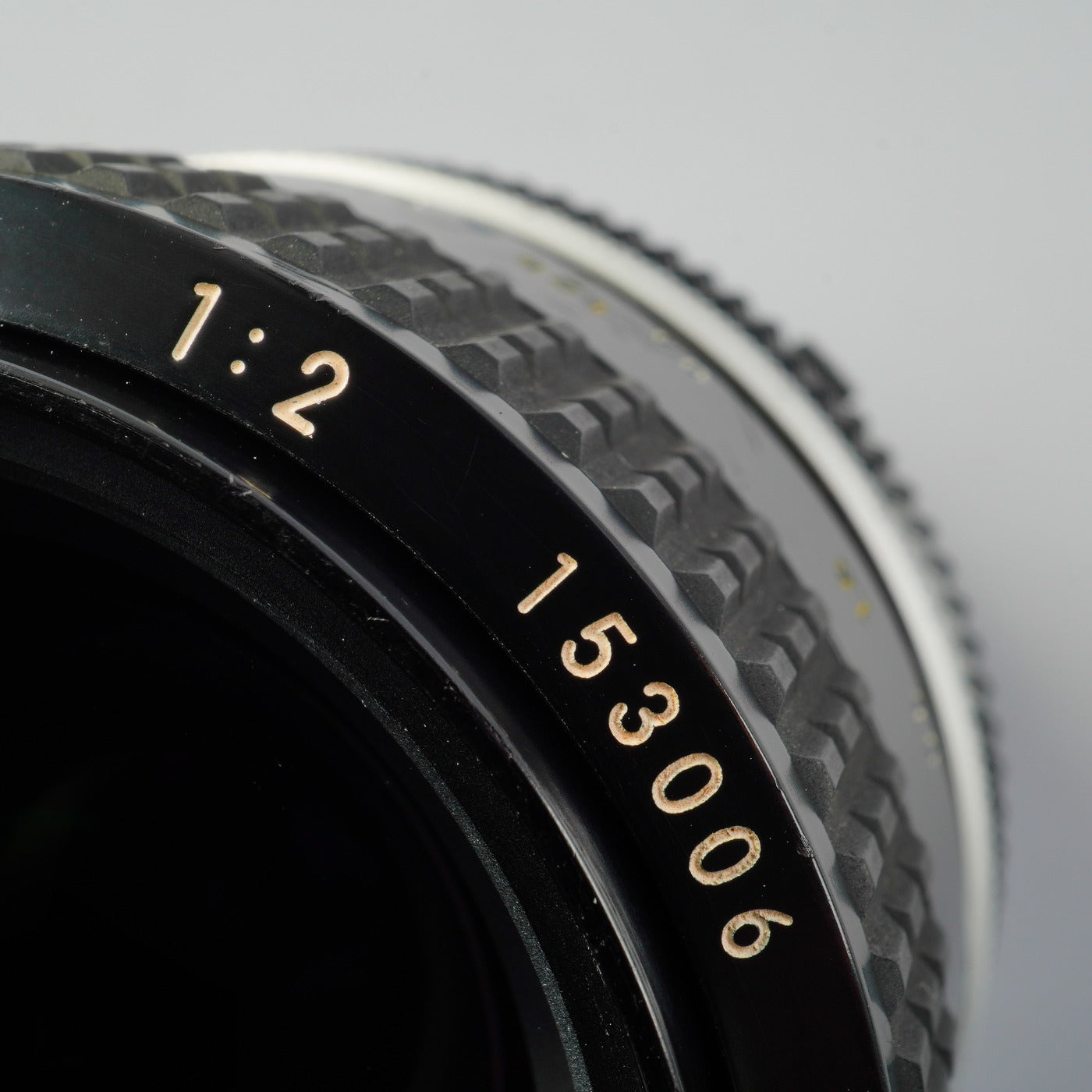 Nikon Ai NIKKOR 35mm F/2 prime lens
