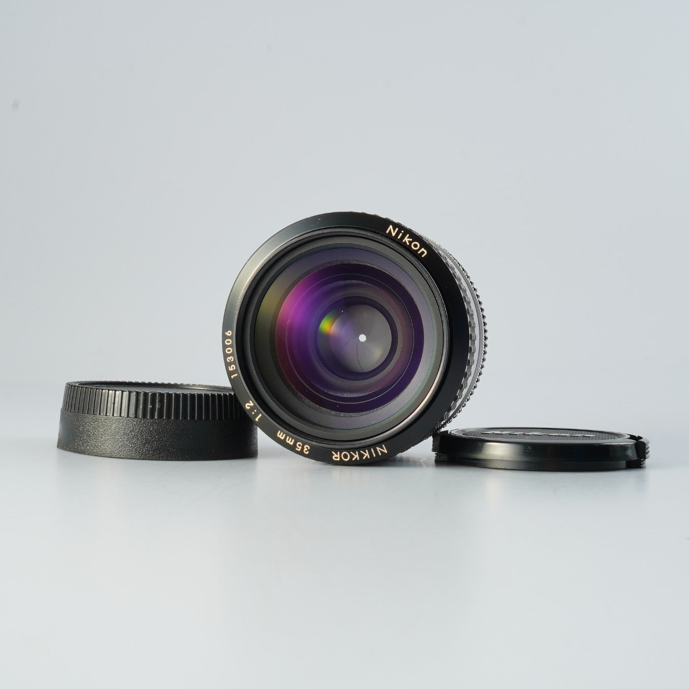 Nikon Ai NIKKOR 35mm F/2 prime lens