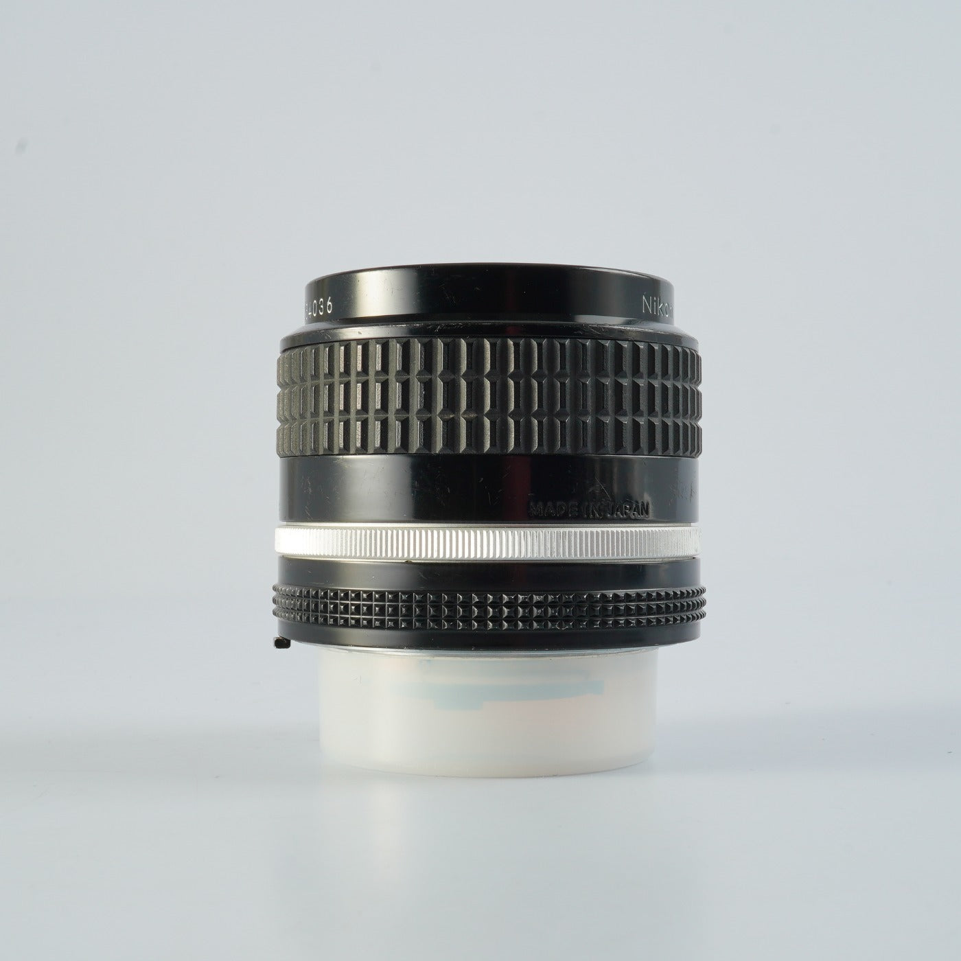 Nikon Ai-S NIKKOR 35mm F/2 prime lens