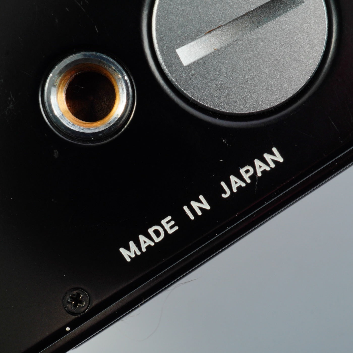 【SERVICED & TESTED】 Nikon F2 Photomic AS DP-12 Black + NIKKOR Ai 50mm F/1.4 + AR-1 MF フィルム一眼レフカメラ