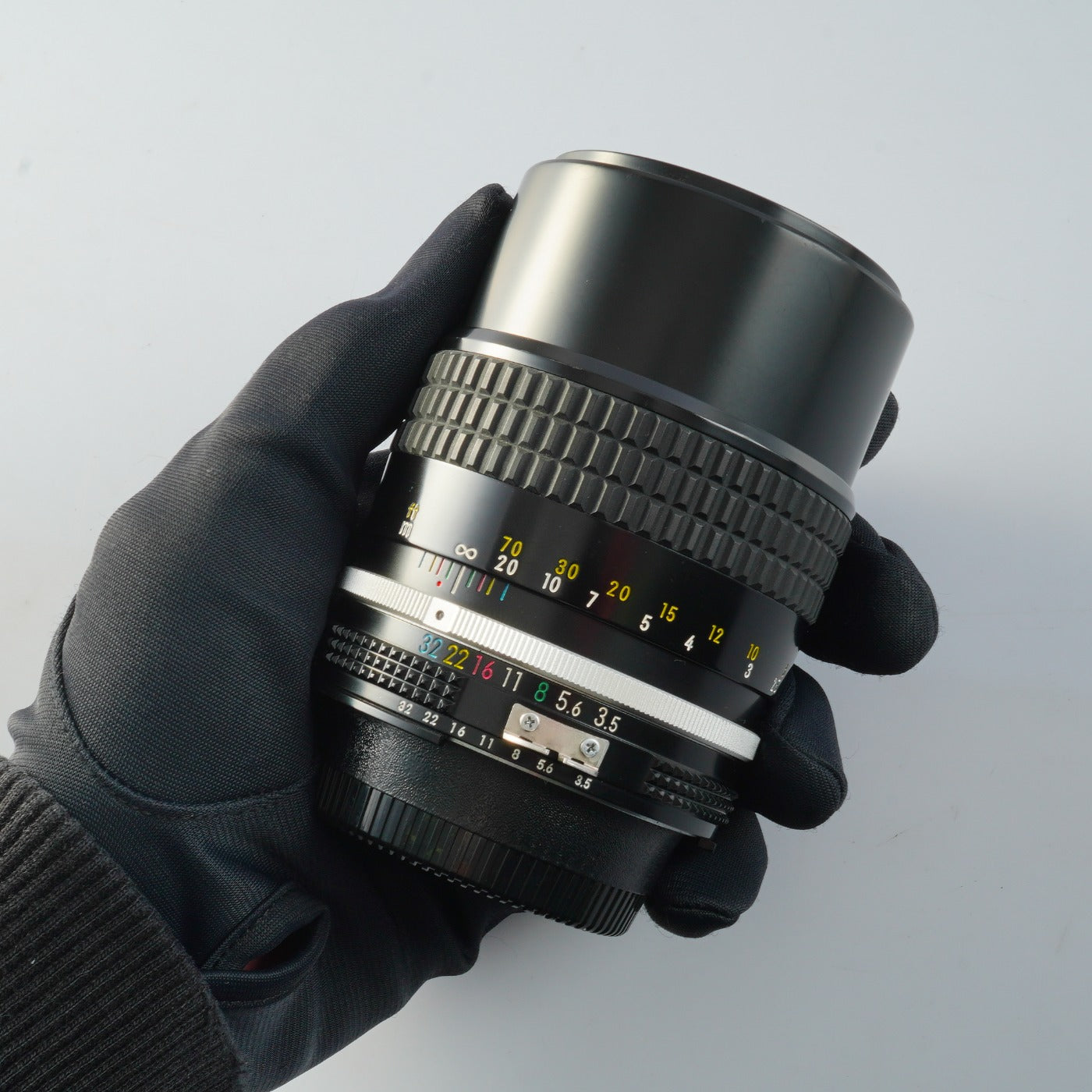Nikon Ai NIKKOR 135mm F/3.5 prime lens